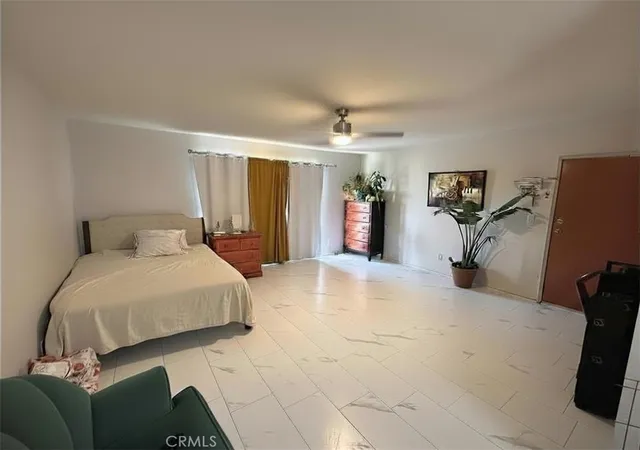 Homes for sale in Castaic, CA | 31732 Ridge Route #211, Castaic, CA 91384 | MLS# SR26074917