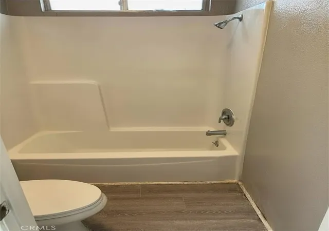 9th image of 31732 Ridge Route #211, Castaic, CA 91384 | MLS# SR26074917