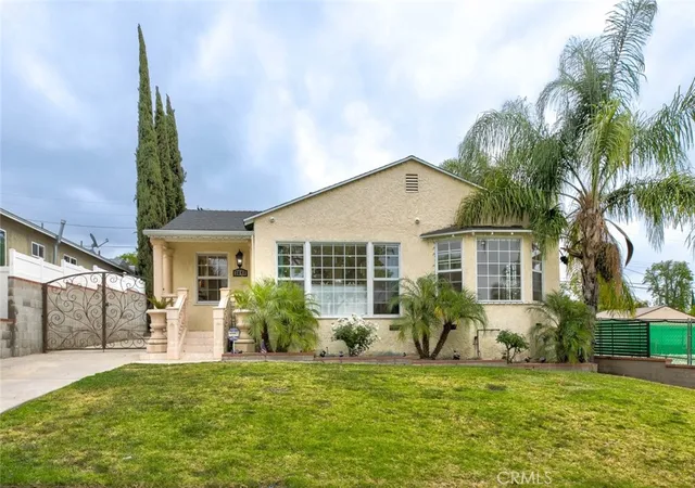 1st image of 2640 N Keystone St, Burbank, CA 91504 | MLS# GD26070983