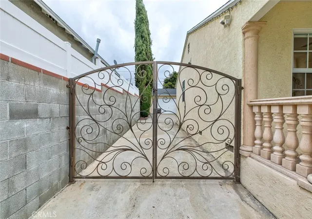 4th image of 2640 N Keystone St, Burbank, CA 91504 | MLS# GD26070983