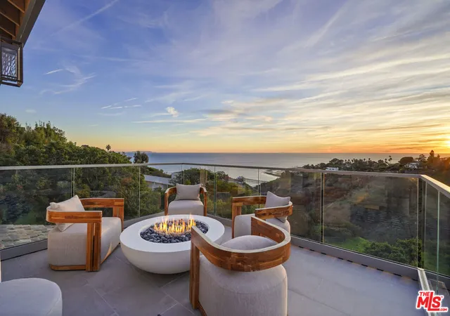 Homes for sale in Malibu, CA | 3140 Sweetwater Mesa Rd, Malibu, CA 90265 | MLS# 25630413