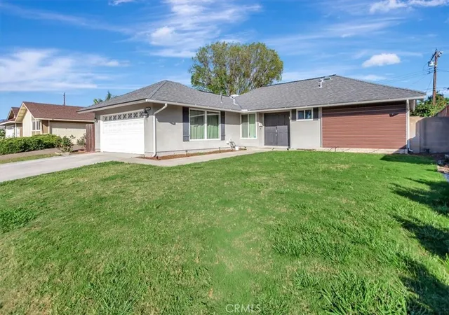 2nd image of 24132 Palmek Cir, Lake Forest, CA 92630 | MLS# OC26076170