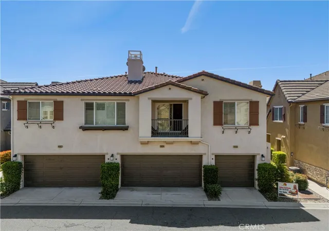 Homes for sale in Saugus, CA | 19354 Laroda #165, Saugus, CA 91350 | MLS# SR26075901