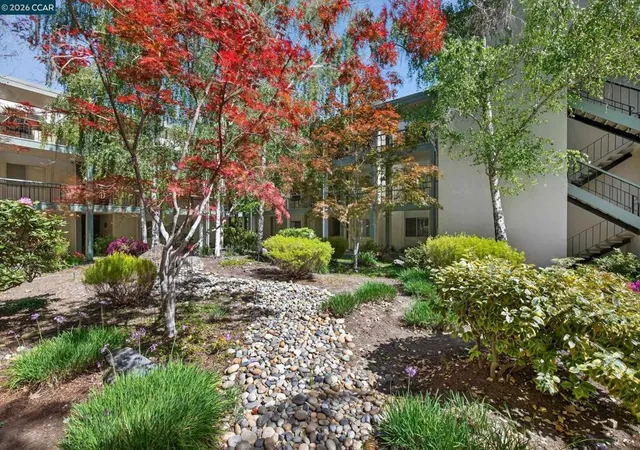 Homes for sale in Walnut Creek, CA | 1621 Ptarmigan Dr #2A, Walnut Creek, CA 94595 | MLS# 41130255