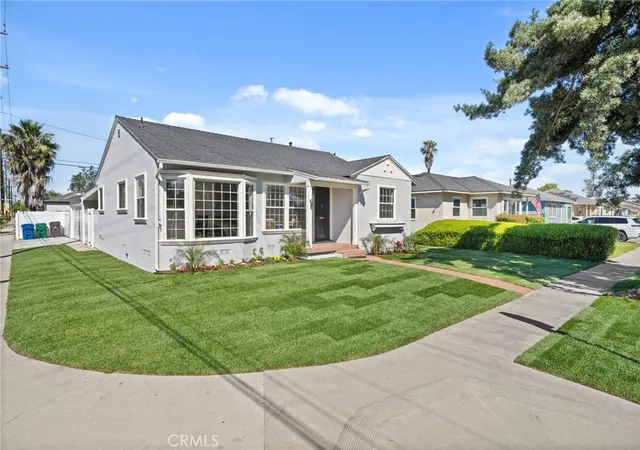 Homes for sale in Long Beach, CA | 4703 N Bellflower Blvd, Long Beach, CA 90808 | MLS# PW26058988