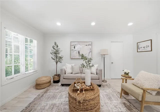 3rd image of 185 Streamwood, Irvine, CA 92620