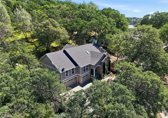 Photo 2 of Single family home for sale at 19370 Park Ridge, Hidden Valley Lake, CA 95467 | MLS# OC26074507 | Listing updated on 2026-09-28