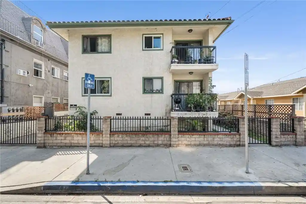 Multi family home for sale at 535 West 15th, San Pedro, CA 90731 | MLS# PW26075476