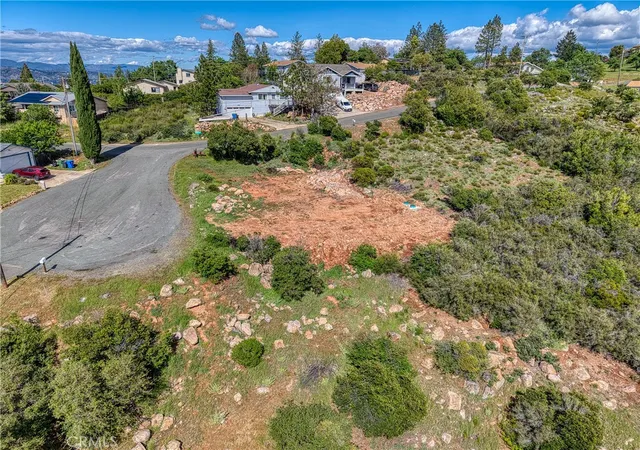 2nd image of 5657 Yuki Ct, Kelseyville, CA 95451 | MLS# LC26074944