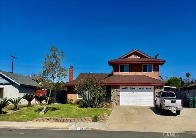 Listing Photo 2 - Condo for sale in building located at 5982 Harrison, Chino, CA 91710