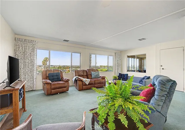 3rd image of 2550 Pacific Coast Hwy #217, Torrance, CA 90505 | MLS# SB26074441