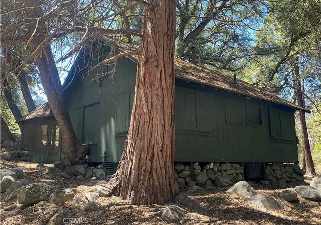 Single family home for sale at 7 Oak Ct #78, Angelus Oaks, CA 92305 | MLS# IG26076612 | Listing updated on 2026-05-07