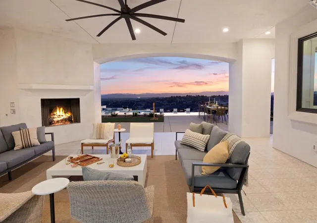 4th image of 42144 Citrus Heights Rd, Temecula, CA 92592 | MLS# PTP2602658