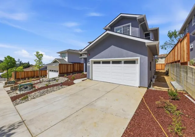 3rd image of 23368 Mayar Ct, Hayward, CA 94541 | MLS# ML82042309