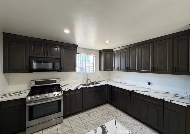 2nd image of 38621 Puerta, Palmdale, CA 93550 | MLS# DW26076530