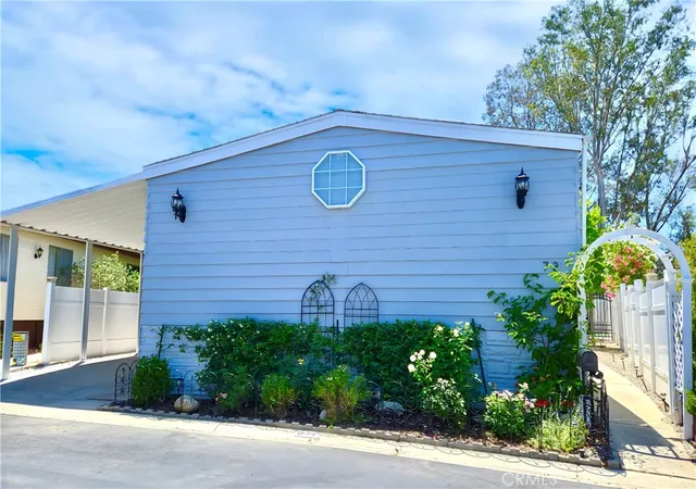 Homes for sale in Calabasas, CA | 23777 Mulholland Hwy Spc 73, Calabasas, CA 91302 | MLS# SR26076817