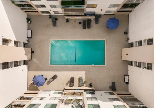 1st image of 927 N Kings Rd #118, West Hollywood, CA 90069 | MLS# SB26076890