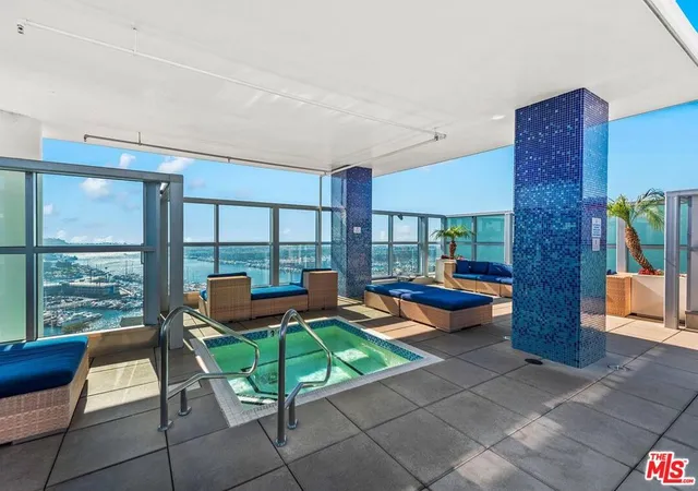 2nd image of 13700 Marina Pointe Dr, Marina Del Rey, CA 90292