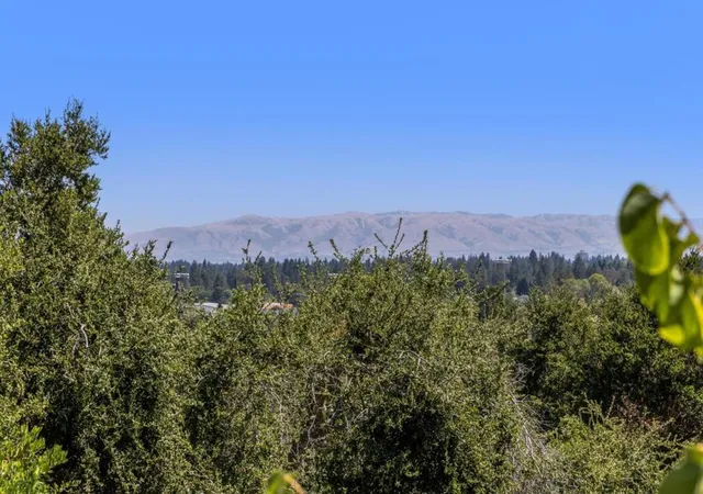 2nd image of 941 High Rd, Woodside, CA 94062 | MLS# ML82042331