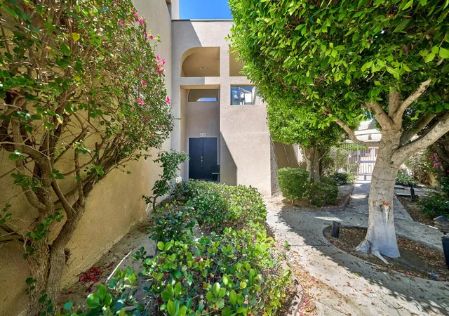 1st image of 414 W Village Sq N, Palm Springs, CA 92262 | MLS# 219146143DA