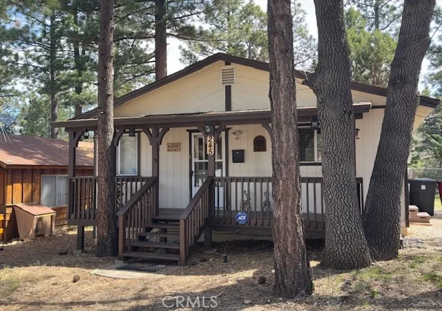 Homes for sale in Sugarloaf, CA | 245 Sunset, Sugarloaf, CA 92386 | MLS# CV26076928