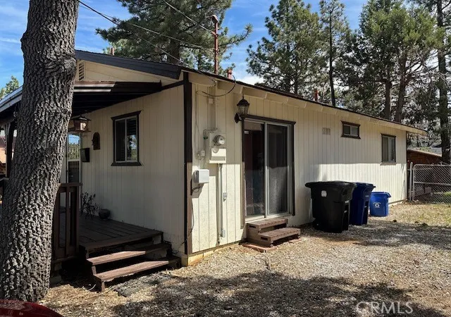 Homes for sale in Sugarloaf, CA | 245 Sunset, Sugarloaf, CA 92386 | MLS# CV26076928