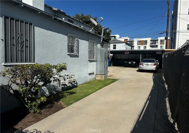 5th image of 3526 Farmdale, Los Angeles, CA 90016 | MLS# PW26073197