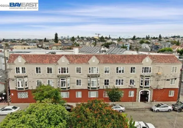 3rd image of 1757 26Th Ave, Oakland, CA 94601 | MLS# 41130392