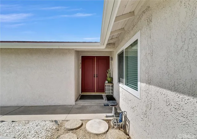Photo 4 of Single family home for sale at 2111 Whitestone Dr, Riverside, CA 92506 | MLS# OC26076752 | Listing updated on 2026-09-13