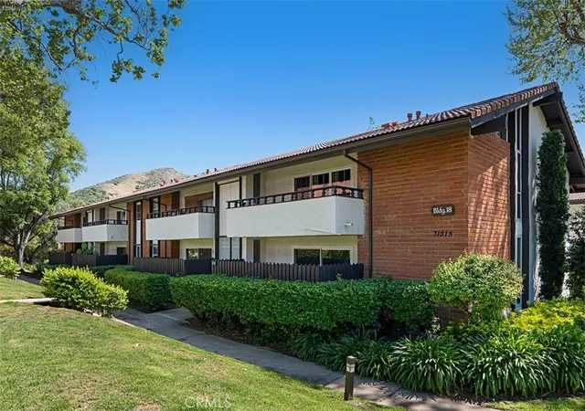 Photo 3 of Condo for sale at 31515 Lindero Cyn Rd #5, Westlake Village, CA 91361 | MLS# OC26076200 | Listing updated on 2026-09-21