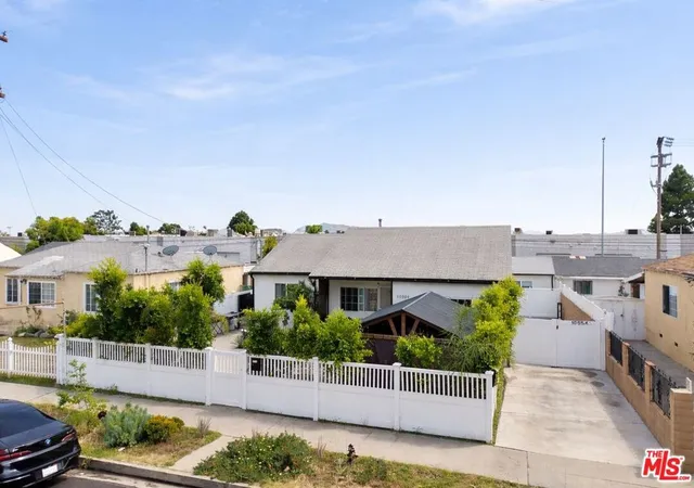 Homes for sale in Sun Valley, CA | 10554 Lanark St, Sun Valley, CA 91352 | MLS# 26697259