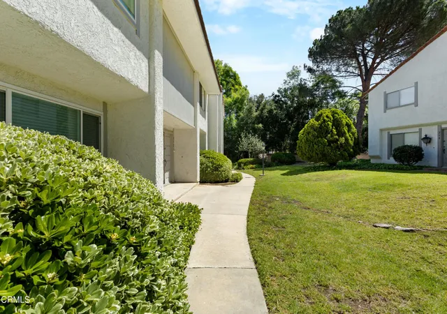 5th image of 272 Green Moor Pl, Thousand Oaks, CA 91361 | MLS# V1-35714