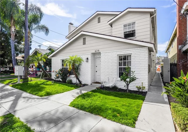 2nd image of 625 Orizaba #6, Long Beach, CA 90814 | MLS# PW26074402