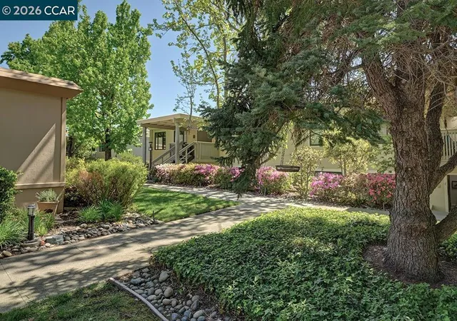 2nd image of 2000 Golden Rain #2, Walnut Creek, CA 94595 | MLS# 41130451