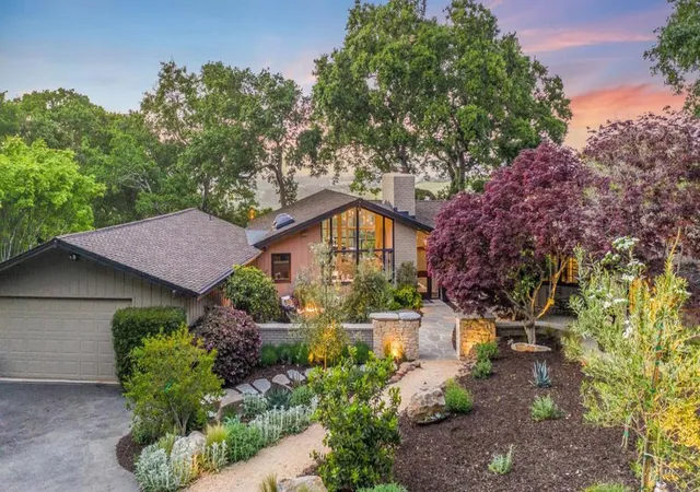Homes for sale in Portola Valley, CA | 138 Bolivar Ln, Portola Valley, CA 94028 | MLS# ML82042439