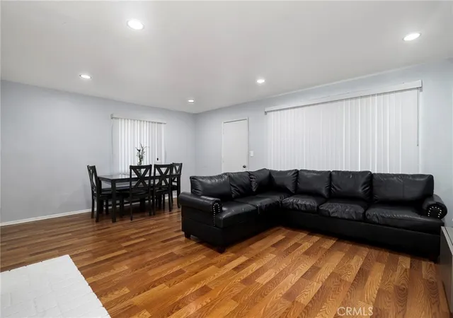 2nd image of 44650 2nd E, Lancaster, CA 93535 | MLS# BB26074667