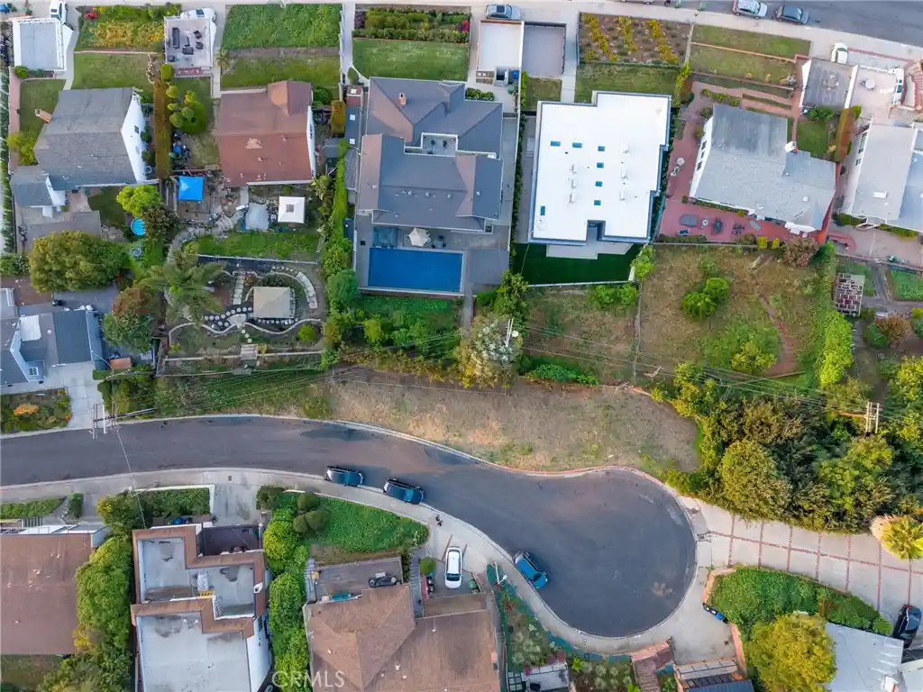 Photo 1 of Land for sale at 5261 Weatherford Dr, Los Angeles, CA 90008 | MLS# IV26077295 | Listing updated on 2026-10-19