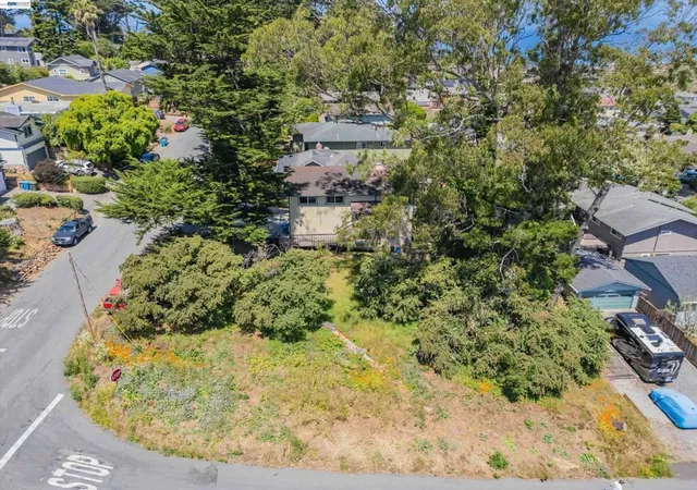 1st image of 0 6th St, Montara, CA 94037 | MLS# 41130481