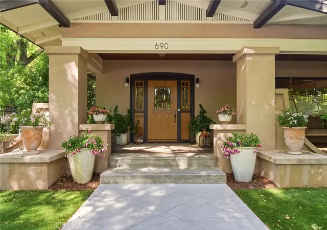 Photo 4 of Single family home for sale at 690 Esplanade, Chico, CA 95926 | MLS# SN26075643 | Listing updated on 2026-06-20