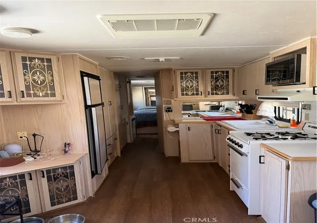 42nd image of 96484 Kennedy Meadows Rd, Inyokern, CA 93527 | MLS# CV26077513
