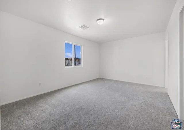 3rd image of 376 Heil St #1, El Centro, CA 92243 | MLS# PTP2602691