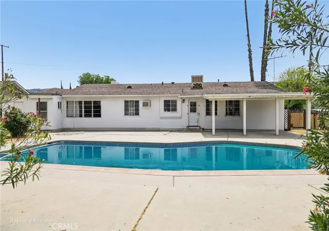 Photo 2 of Single family home for sale at 41180 Stetson Ave, Hemet, CA 92544 | MLS# DW26077540 | Listing updated on 2026-09-30