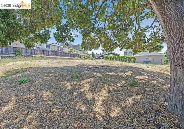Photo 2 of Land for sale at 8246 Terrace Dr, El Cerrito, CA 94530 | MLS# 41130497 | Listing updated on 2026-04-17