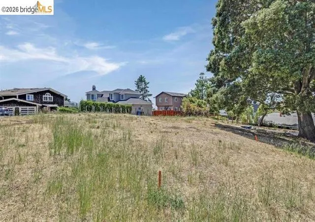 Photo 3 of Land for sale at 8246 Terrace Dr, El Cerrito, CA 94530 | MLS# 41130497 | Listing updated on 2026-04-17