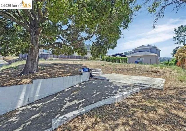 Photo 3 of Land for sale at 8246 Terrace Dr, El Cerrito, CA 94530 | MLS# 41130497 | Listing updated on 2026-04-17