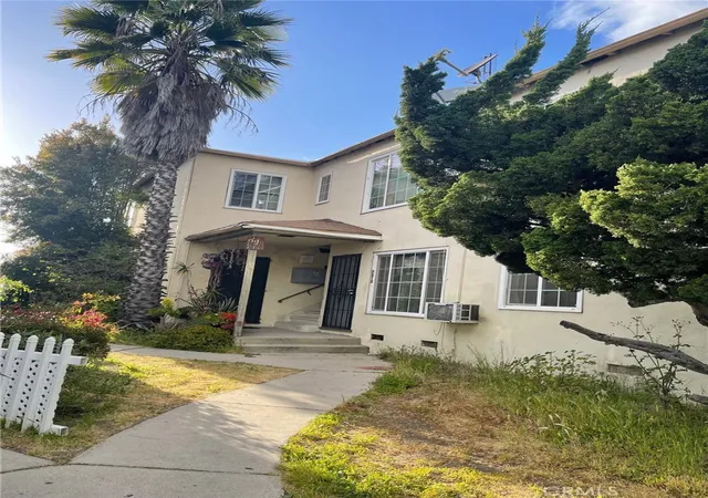 Homes for sale in Sun Valley, CA | 7313 Bakman Ave, Sun Valley, CA 91352 | MLS# GD26075690