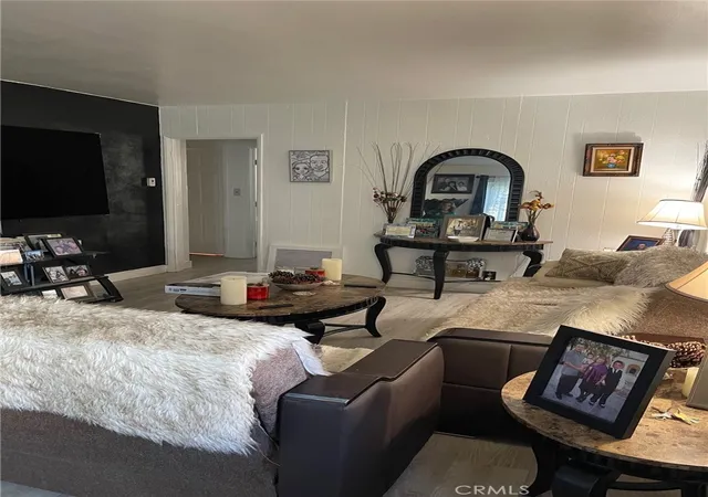 Homes for sale in Sun Valley, CA | 7313 Bakman Ave, Sun Valley, CA 91352 | MLS# GD26075690