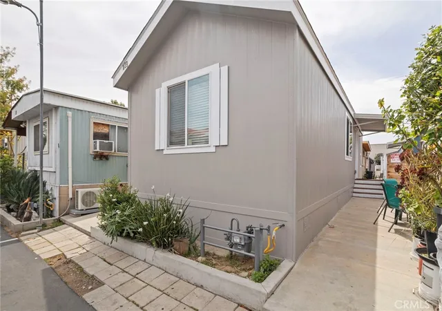 5th image of 7650 Balboa Blvd #129, Van Nuys, CA 91406 | MLS# CV26077602