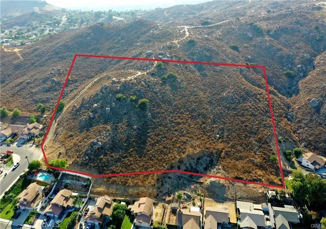 1st image of 0 Avenida Michaelinda, Jurupa Valley, CA 92509 | MLS# IV26077612