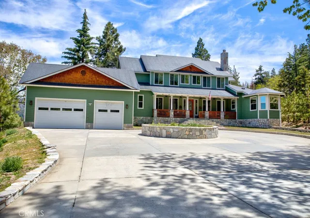 4th image of 32557 Pine Cone Ct A&B, Running Springs, CA 92382 | MLS# SR26077481